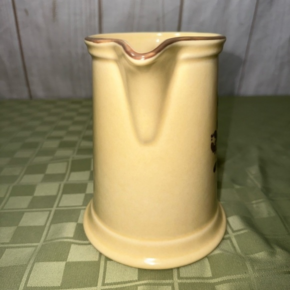 Pfaltzgraff Village - Picture 3 of 11